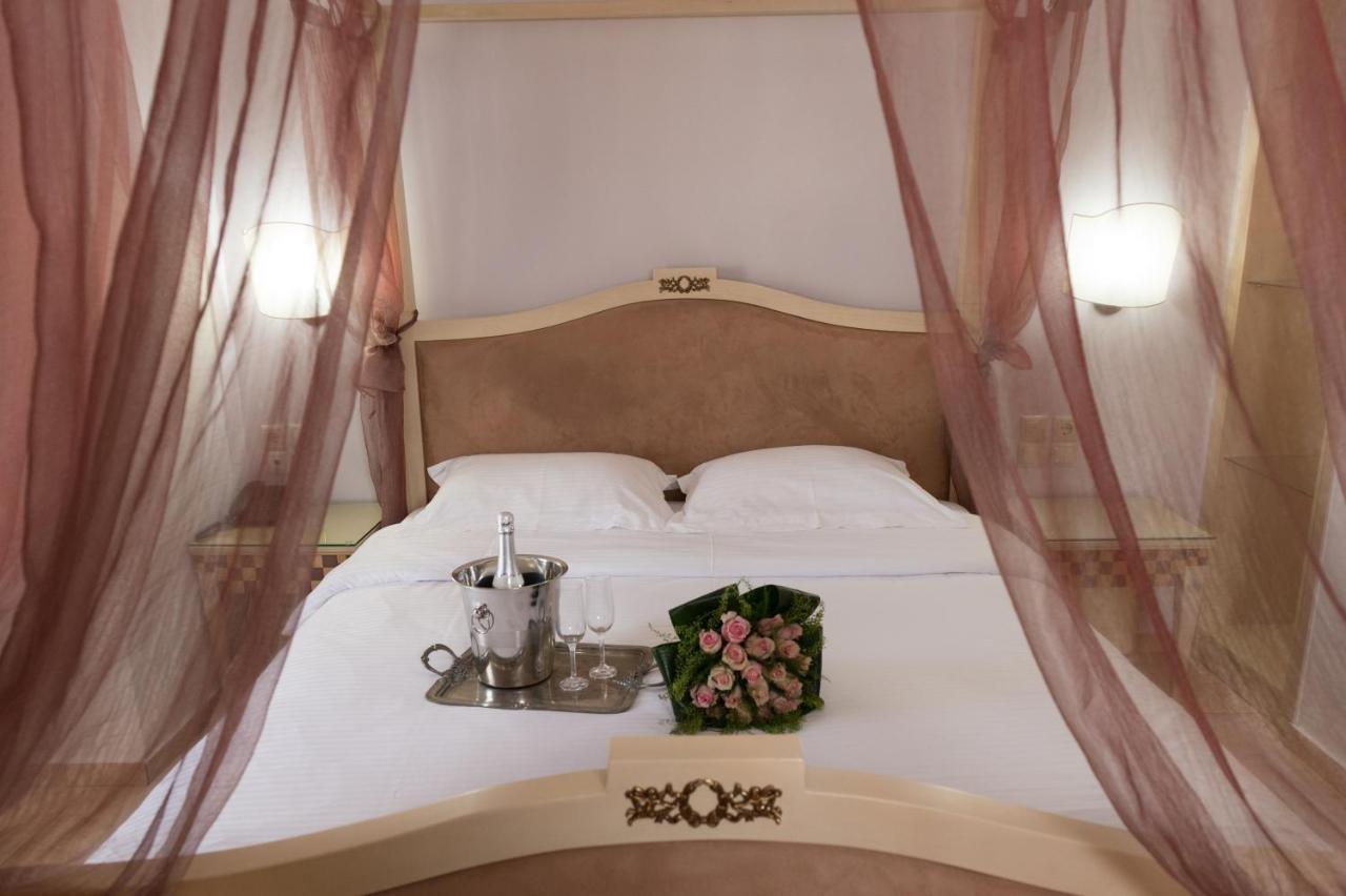 Premier Agrinio Heart Hotel מראה חיצוני תמונה